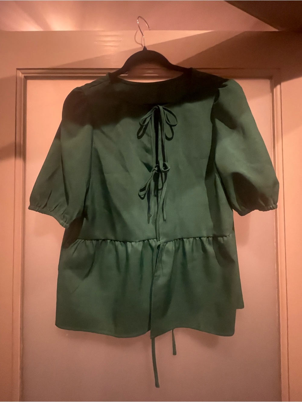 SHEIN Emerald Tie-Back Peplum Blouse